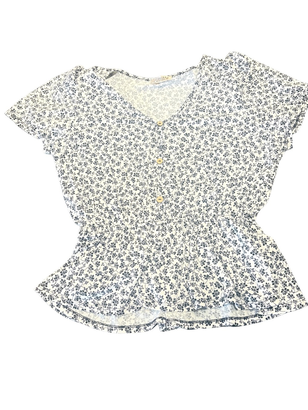 Lavish Black & White Floral V-Neck Button blouse